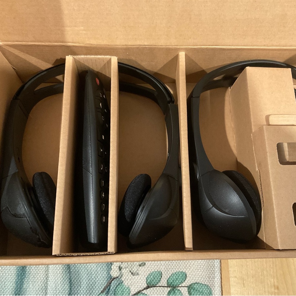 Headphones for GM Suburban